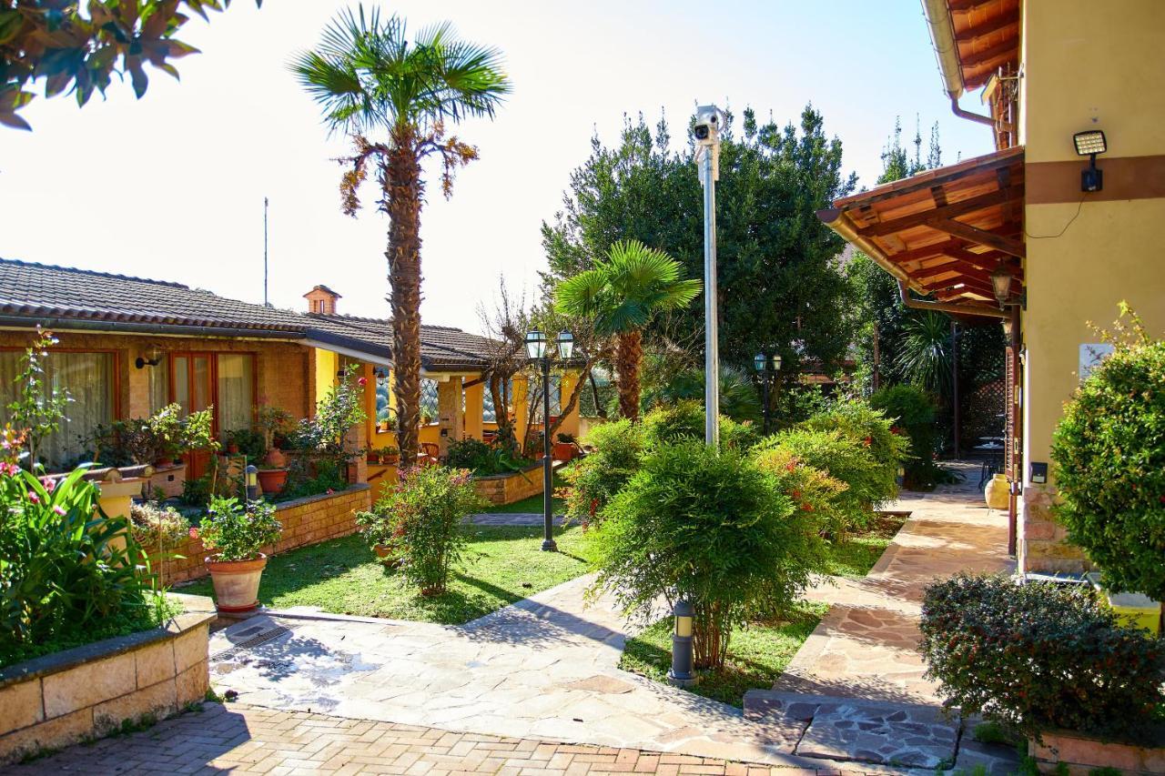Rea Villa Coltodino Buitenkant foto