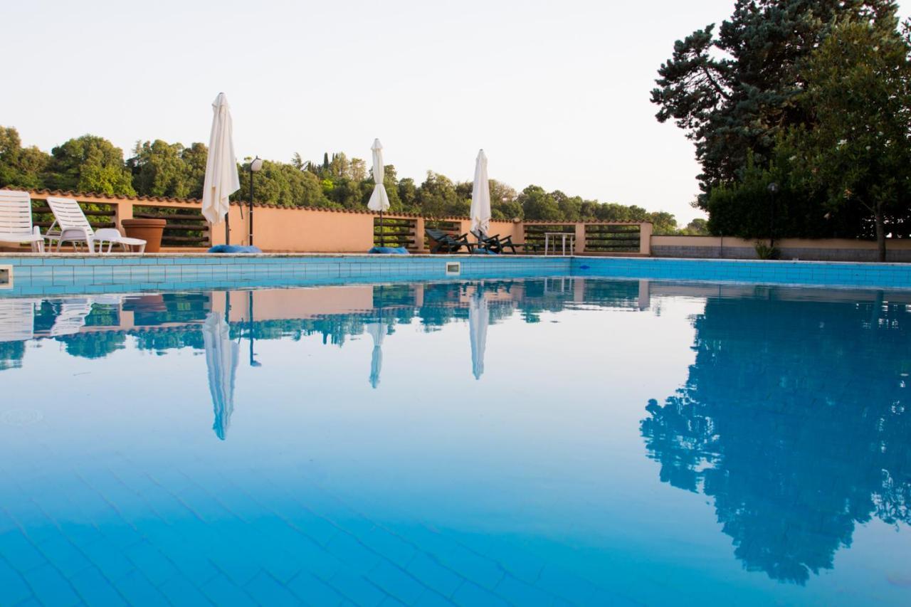 Rea Villa Coltodino Buitenkant foto